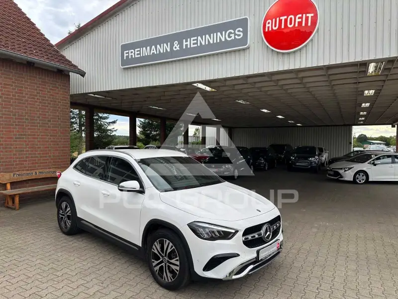 2024 Mercedes Benz GLA 220