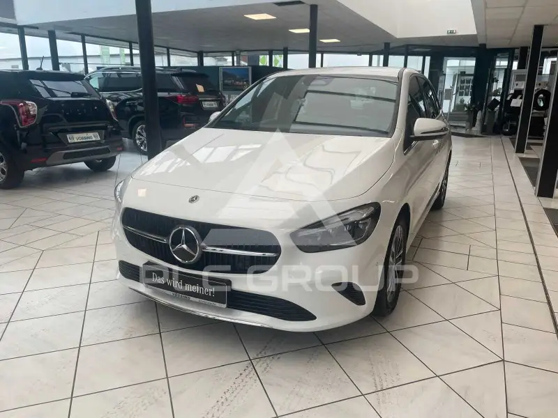 2024 Mercedes Benz B 180