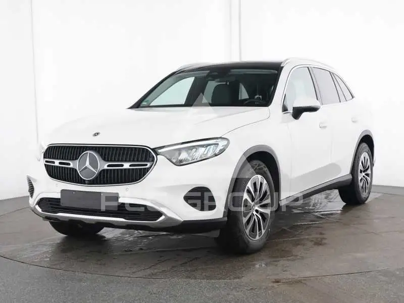 2024 Mercedes Benz GLC 220