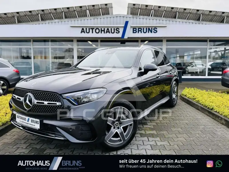 2024 Mercedes Benz GLC 220