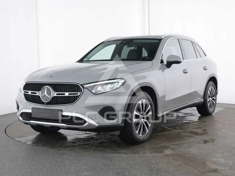 2024 Mercedes Benz GLC 220