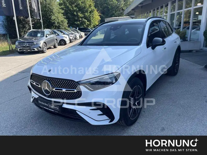 2024 Mercedes Benz GLC 220