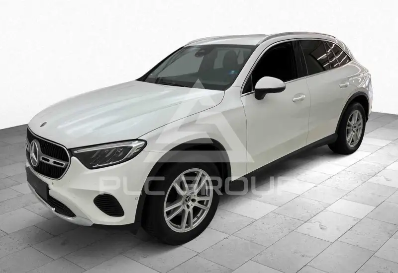 2024 Mercedes Benz GLC 220