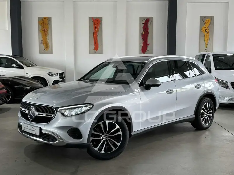 2024 Mercedes Benz GLC 220