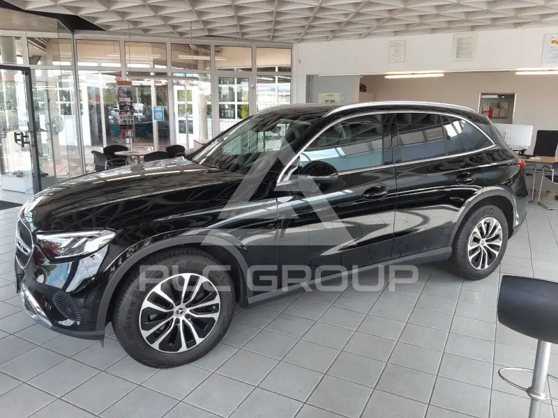 2024 Mercedes Benz GLC 220