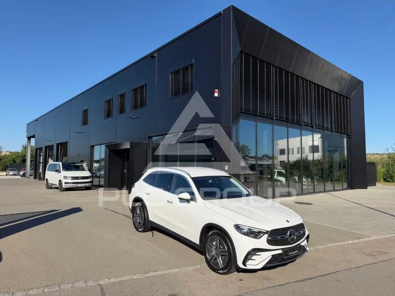 2024 Mercedes Benz GLC 220