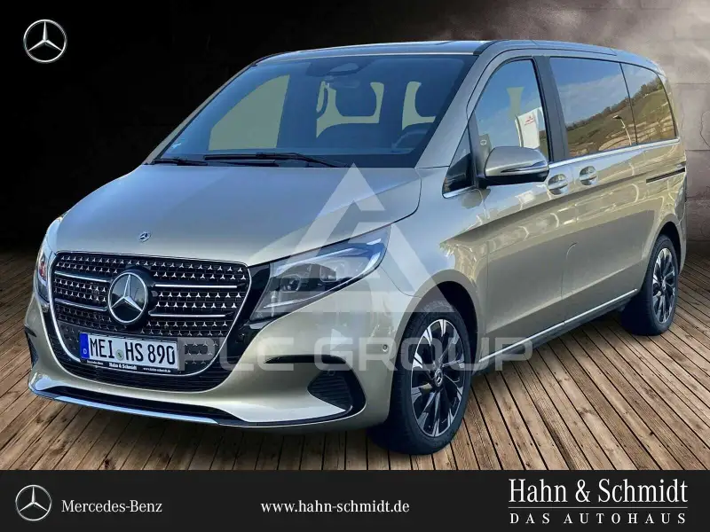 2024 Mercedes Benz V 300
