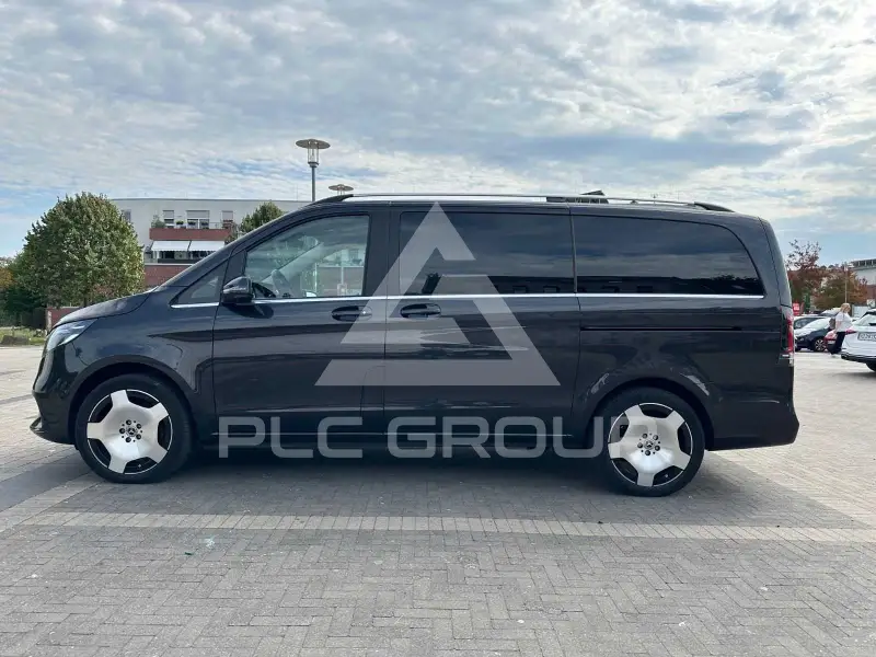 2024 Mercedes Benz V 300