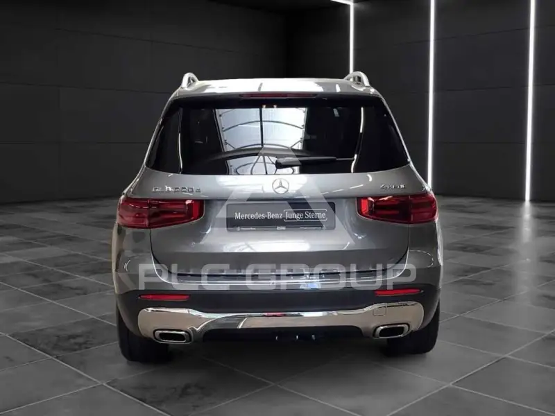 2024 Mercedes Benz GLB 220