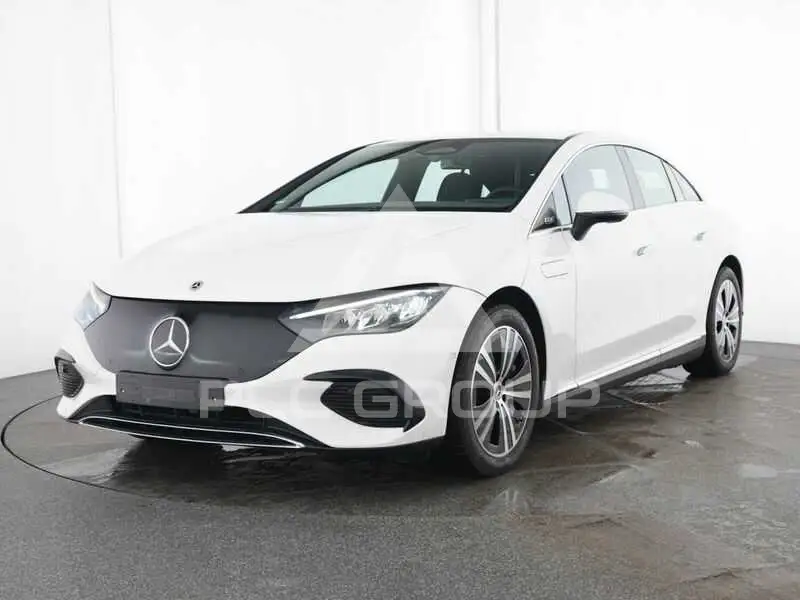 2024 Mercedes Benz EQE
