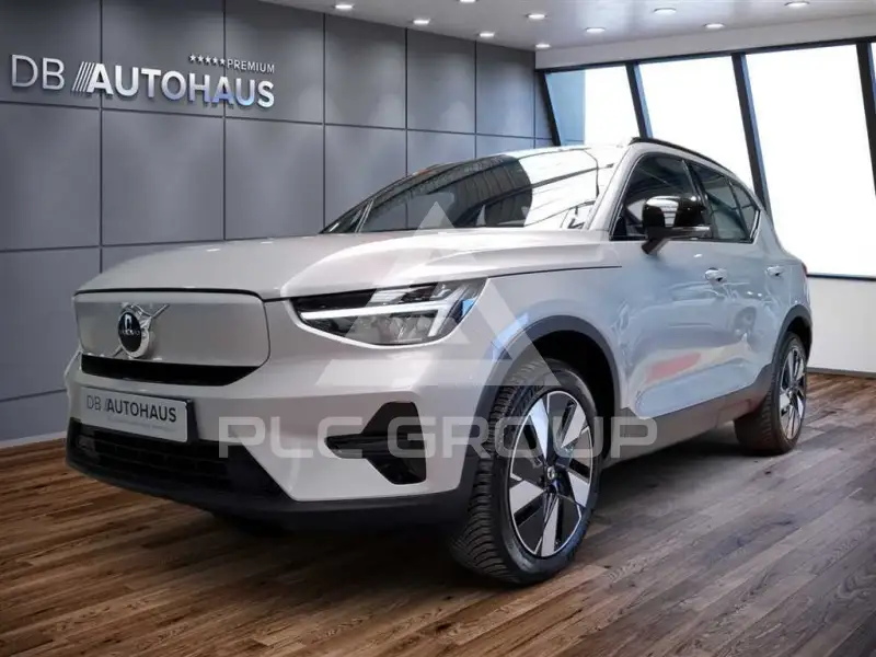 2024 Volvo XC40