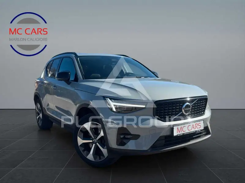 2024 Volvo XC40