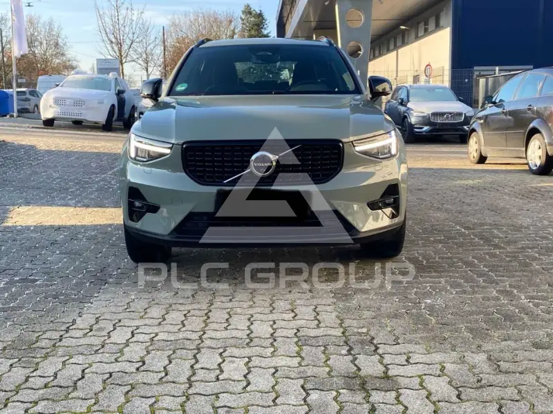 2024 Volvo XC40