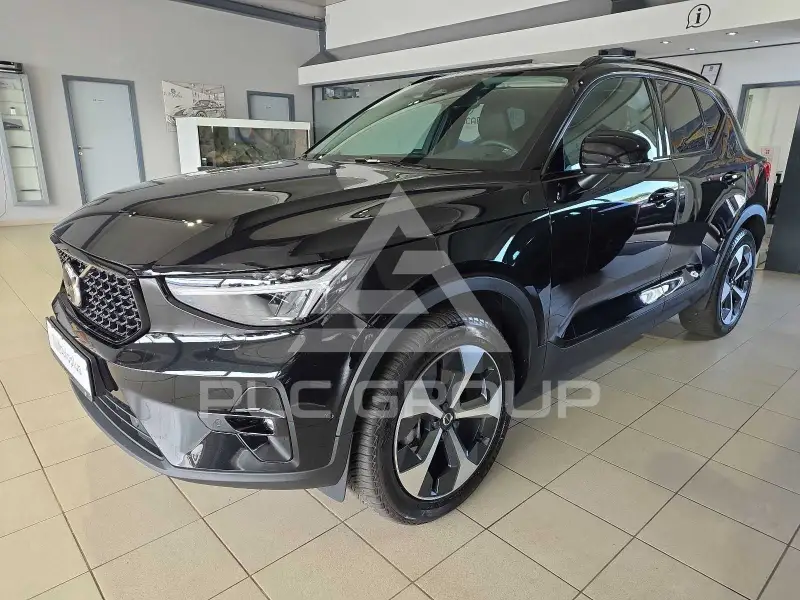 2024 Volvo XC40