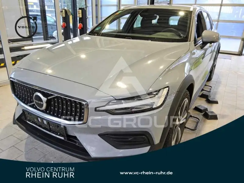 2024 Volvo V60
