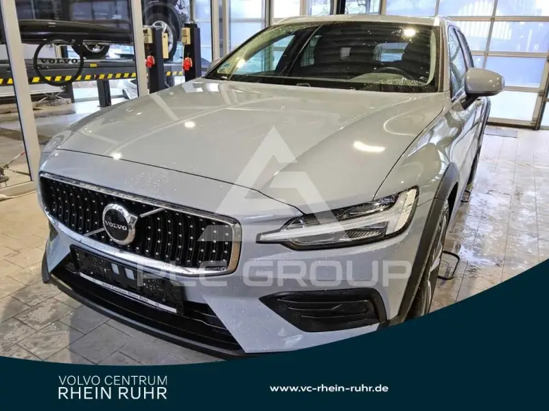 2024 Volvo V60