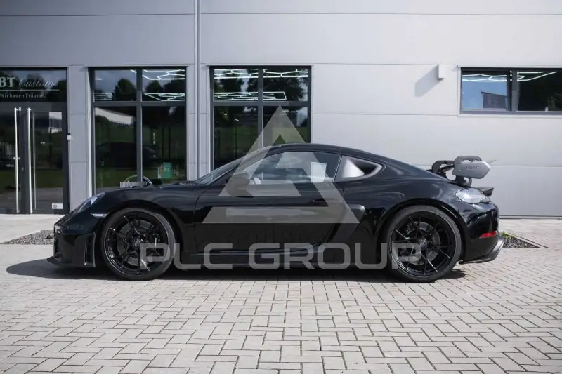 2024 Porsche Cayman