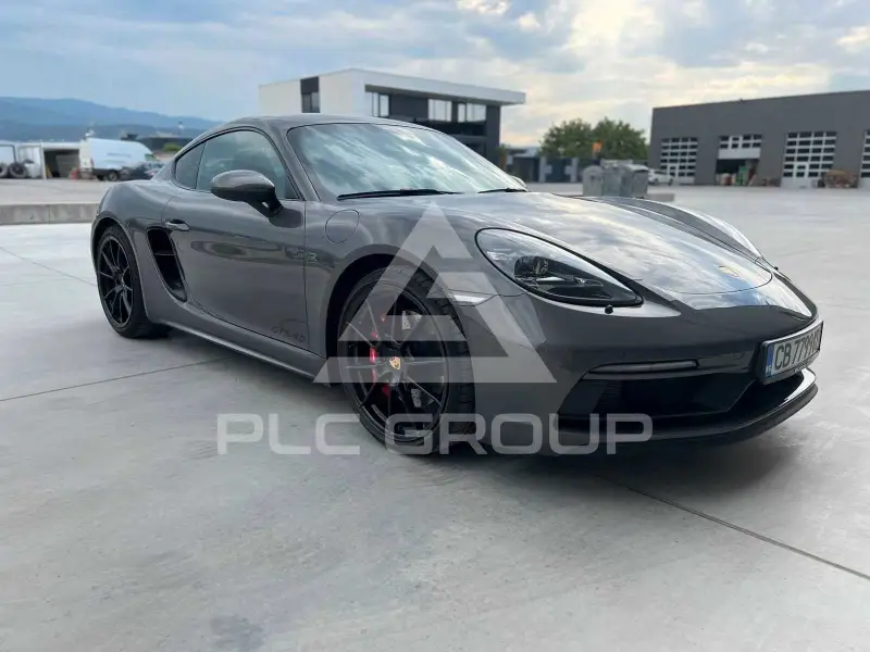 2024 Porsche Cayman
