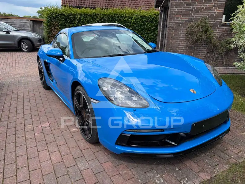 2024 Porsche Cayman