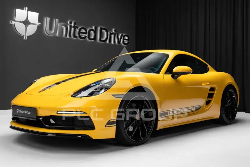 2024 Porsche Cayman