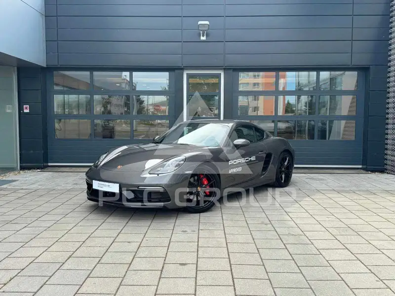 2024 Porsche Cayman