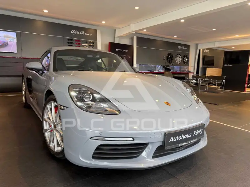 2024 Porsche Cayman