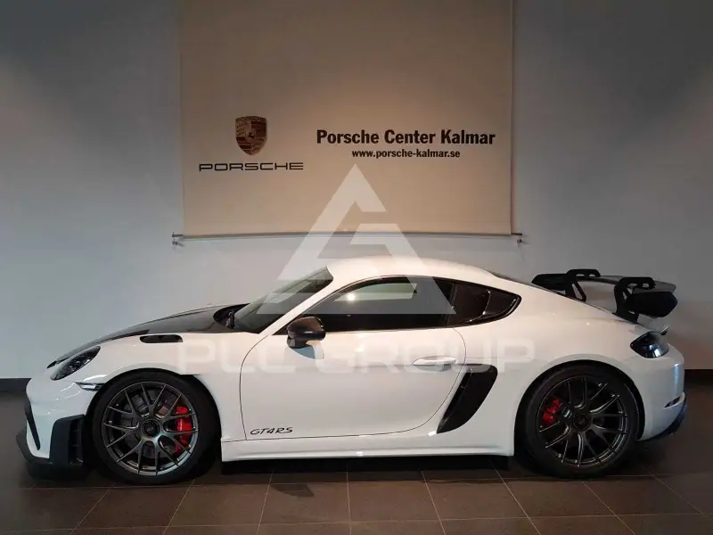 2024 Porsche Cayman