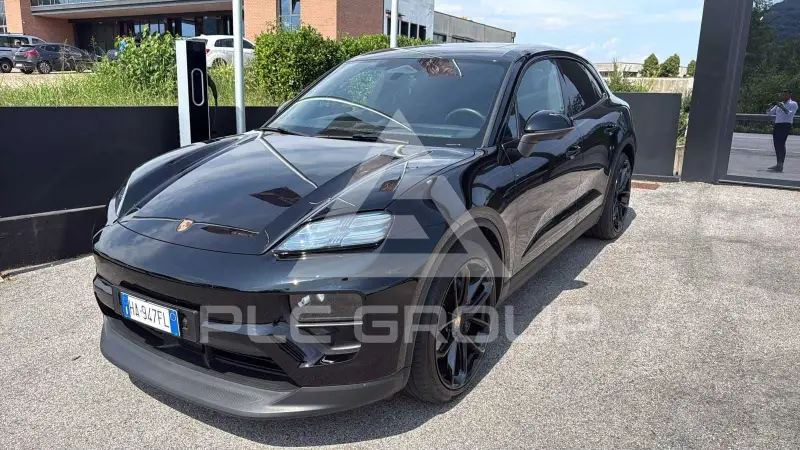 2024 Porsche MACAN