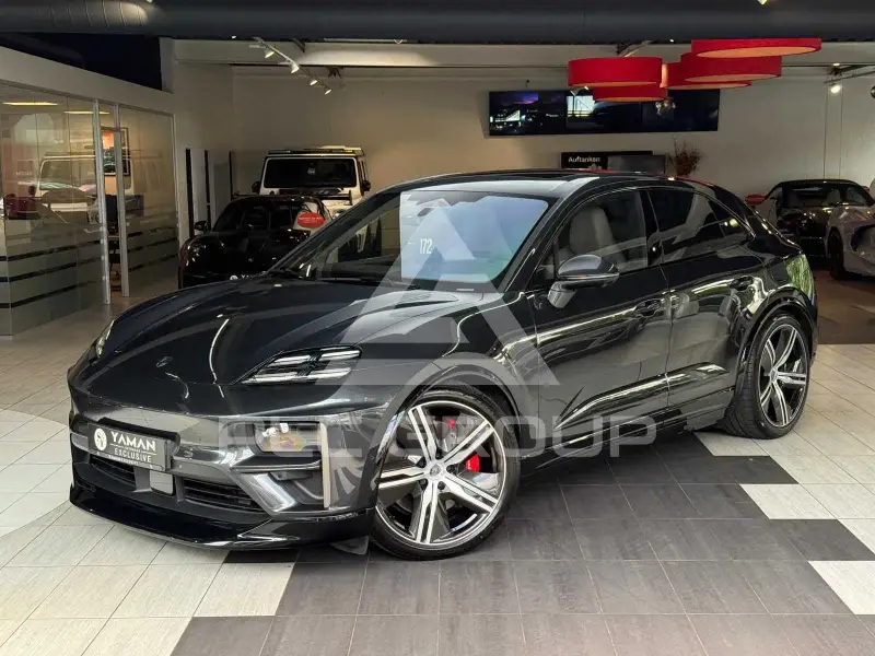 2024 Porsche MACAN