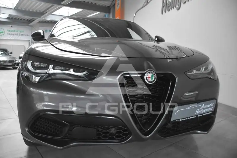 2024 Alfa Romeo Stelvio