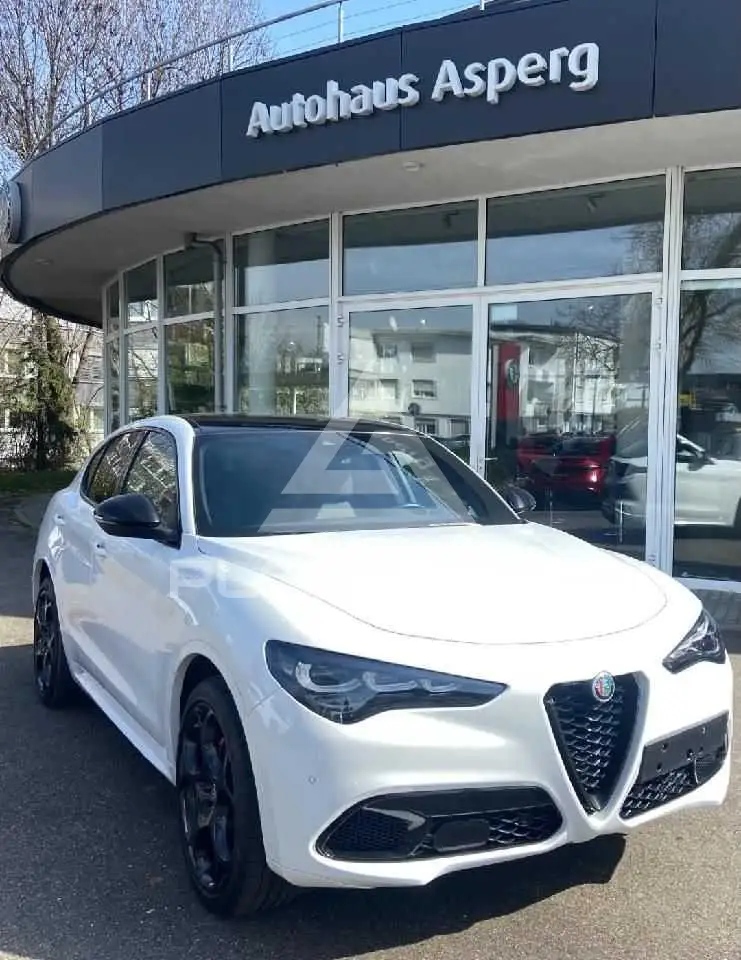 2024 Alfa Romeo Stelvio
