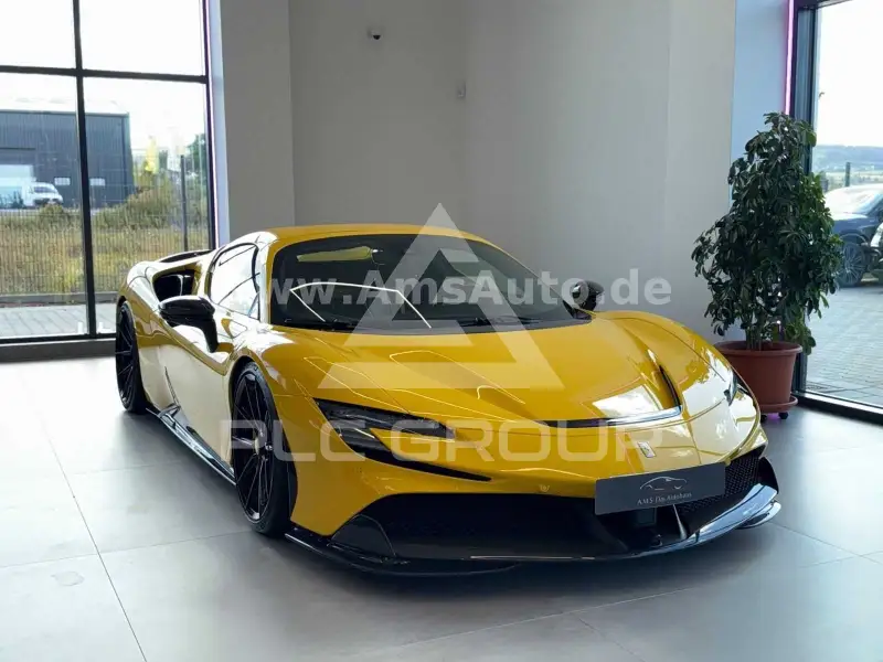 2024 Ferrari SF90