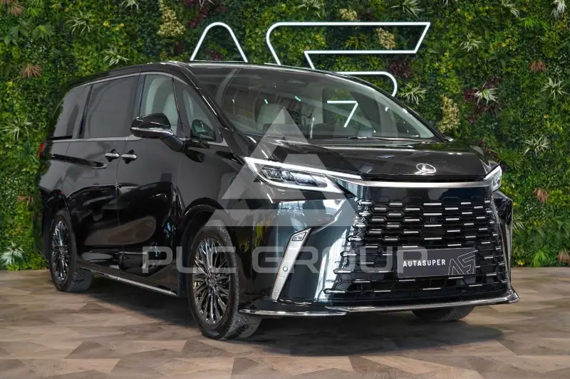 2024 Lexus LM 300