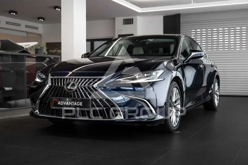 2024 Lexus ES300