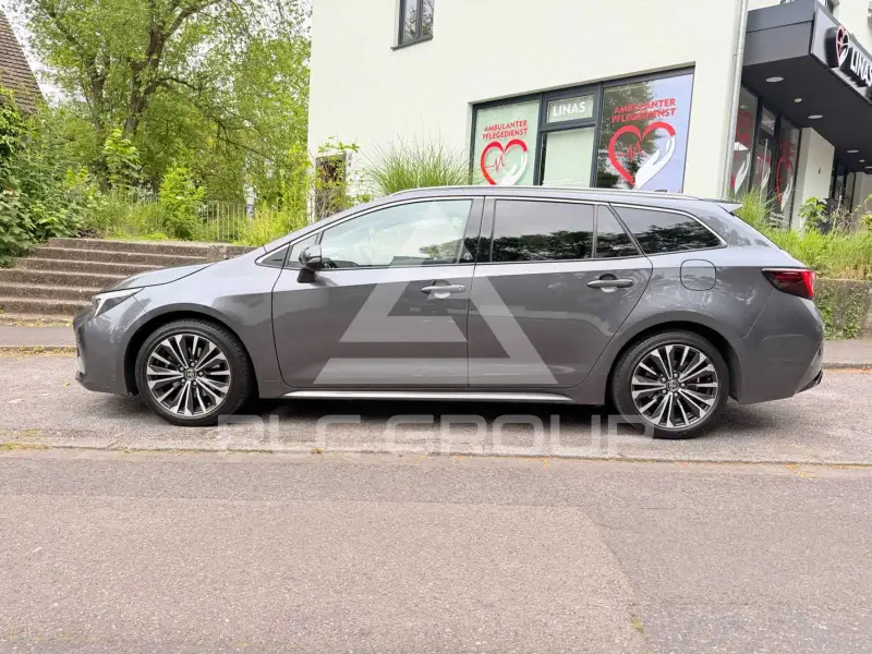 2024 Toyota COROLLA
