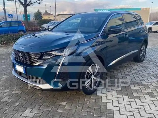 2024 Peugeot 5008