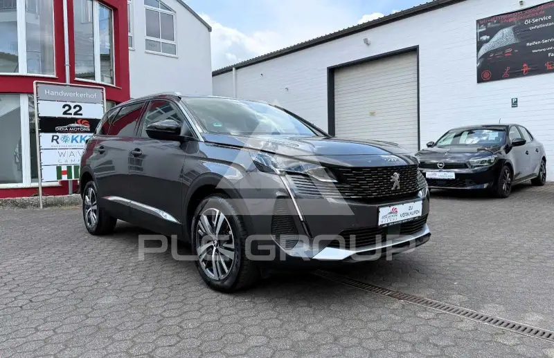 2024 Peugeot 5008