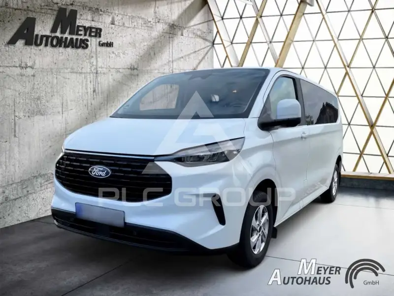 2024 Ford Tourneo
