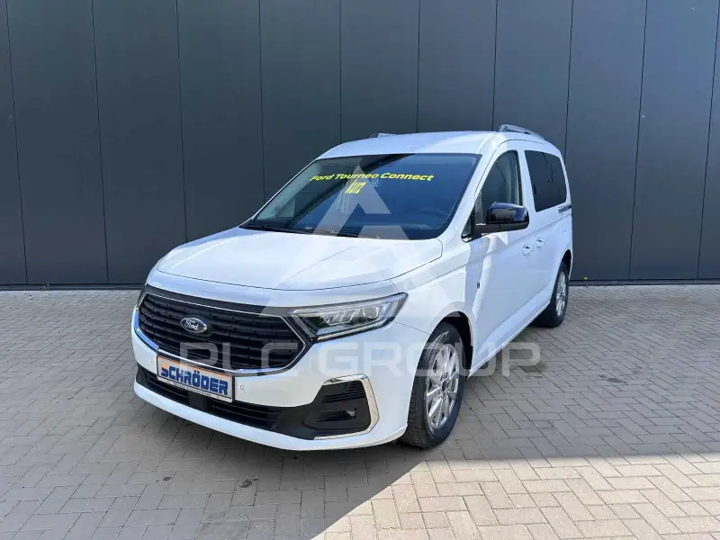 2024 Ford Tourneo