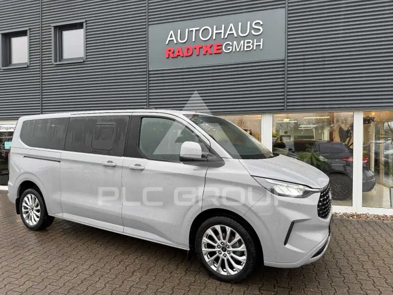 2024 Ford Tourneo
