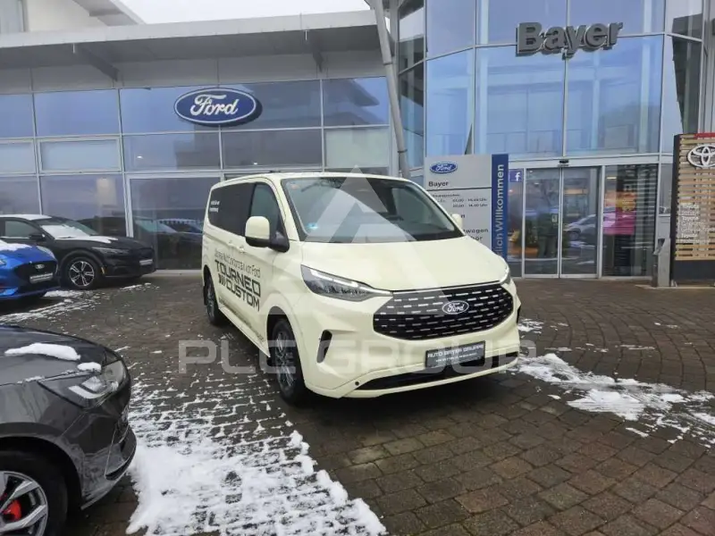 2024 Ford Tourneo