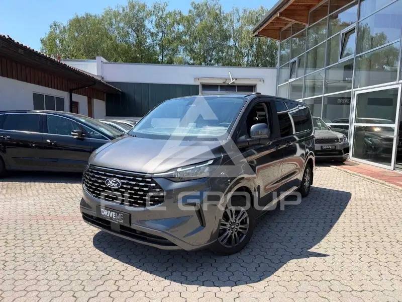 2024 Ford Tourneo