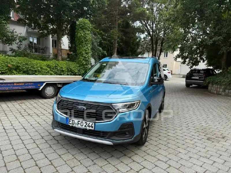 2024 Ford Tourneo
