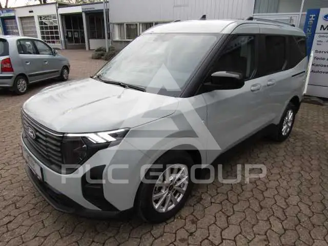 2024 Ford Tourneo
