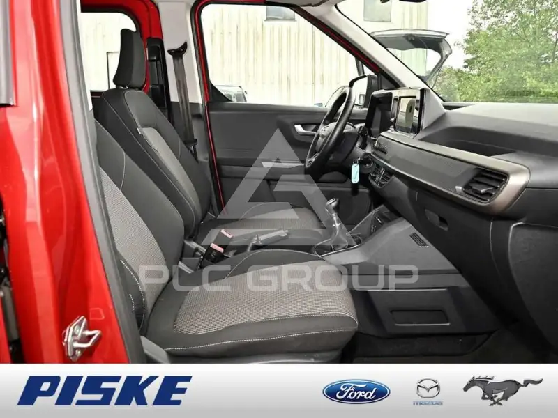 2024 Ford Tourneo
