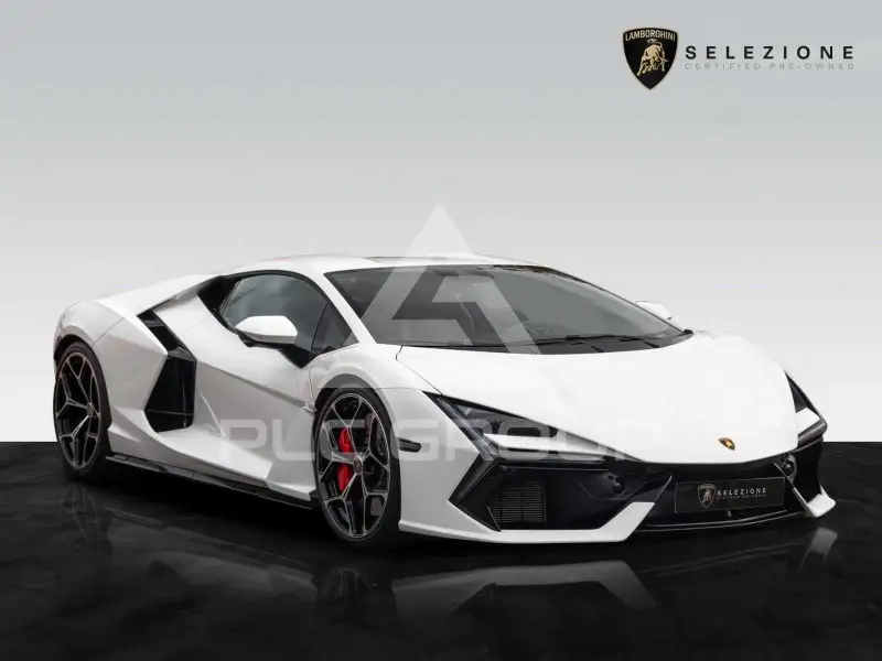 2024 Lamborghini Revuelto