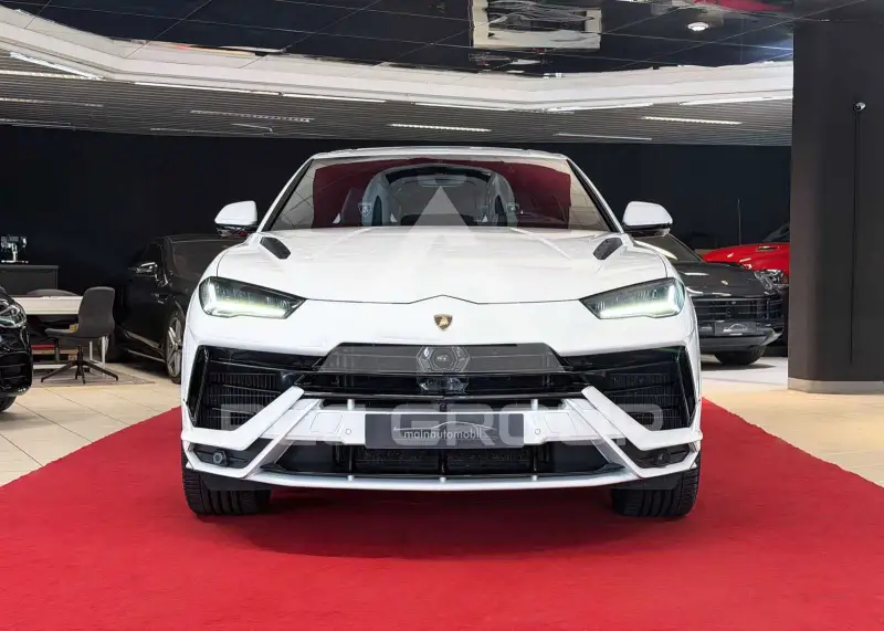 2024 Lamborghini Urus