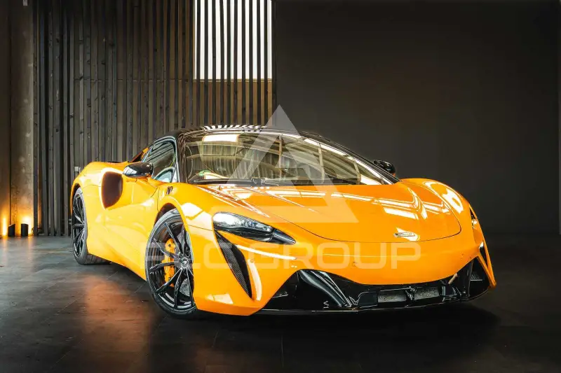 2024 McLaren ARTURA