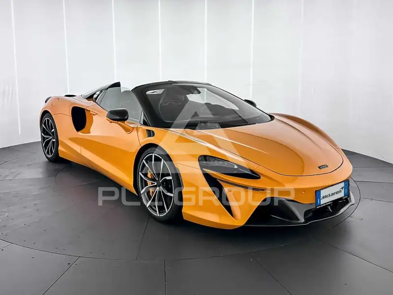 2024 McLaren ARTURA