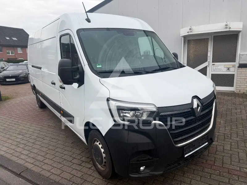 2024 Renault Master